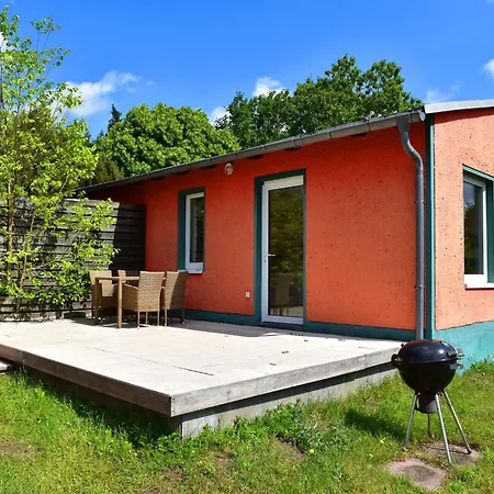 Mit Grosser Terrasse Am Garder *